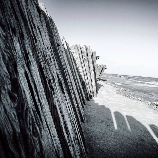 Utah Beach Groynes,  Fallen Soldiers Mono